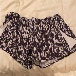 Pattern women’s Nike shorts